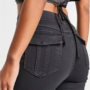 Women's Black High-Waisted Jeans
